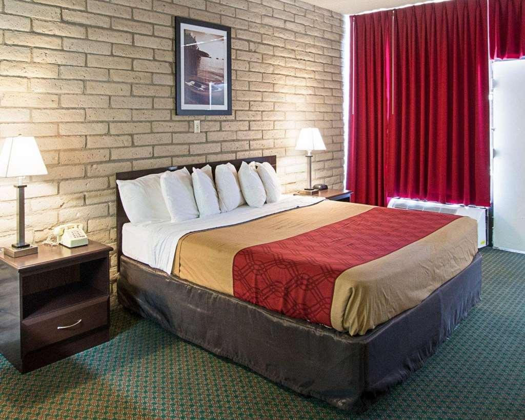 Econo Lodge San Angelo Quarto foto