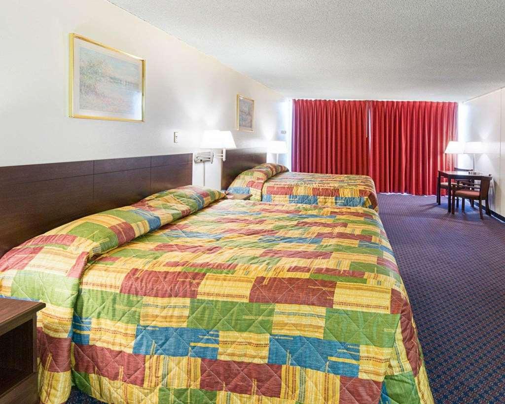 Econo Lodge San Angelo Quarto foto